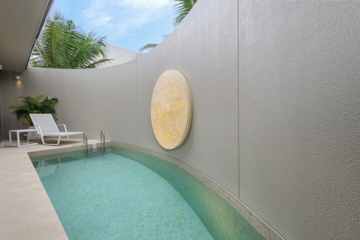 Pool 44 of 131