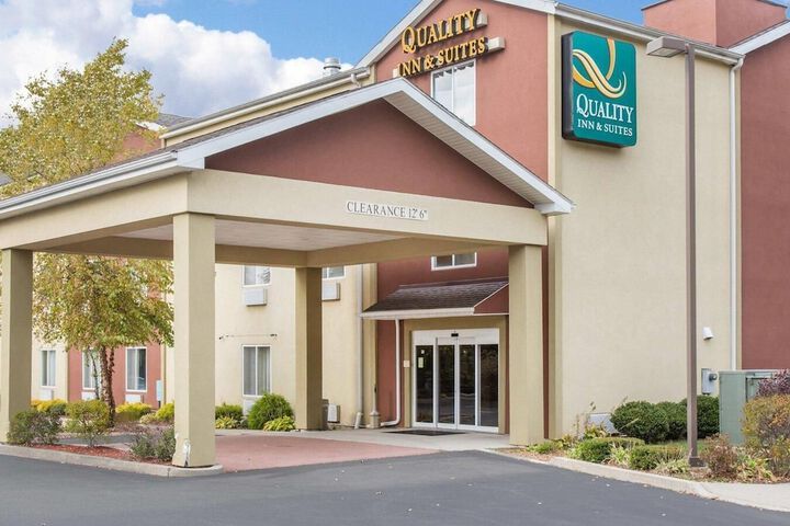 Hotel 38 of 40