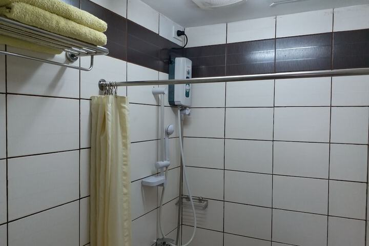 Room 70 of 88