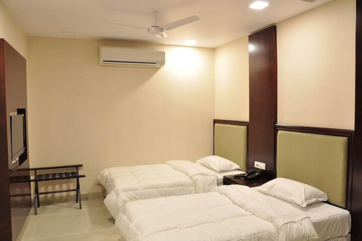 Room 18 of 31