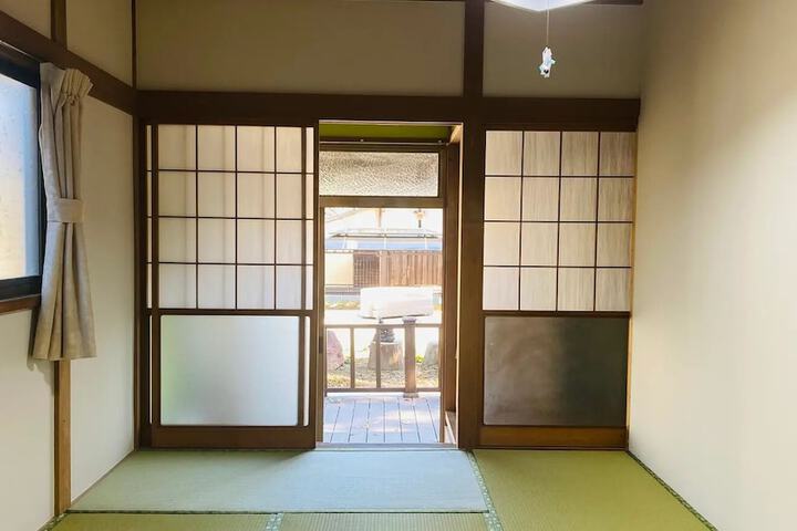 Room 65 of 110