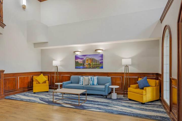 Hotel Lobby