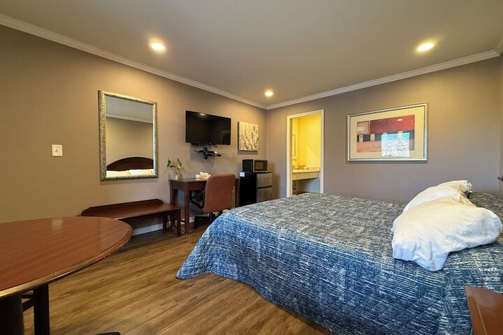 Room 19 of 65