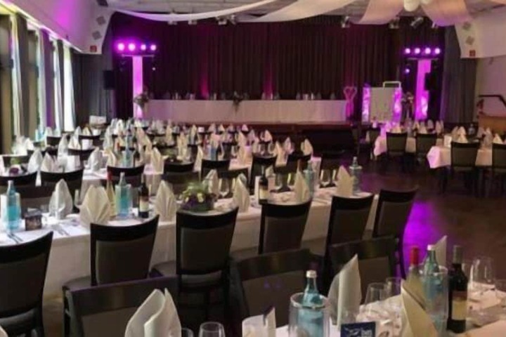 Ballroom/Hall 44 of 52