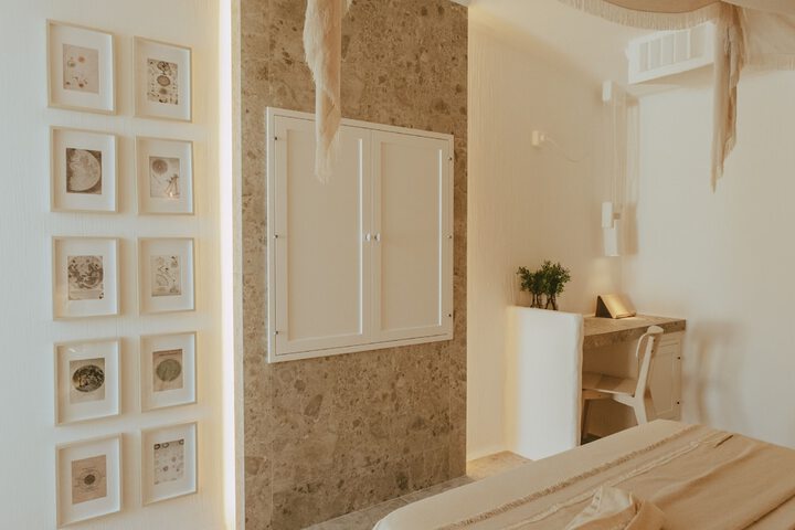 Room 4 of 51
