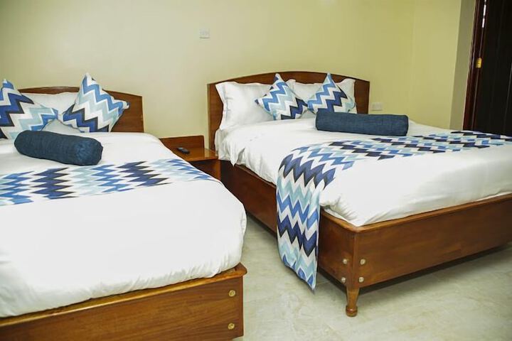 Room 18 of 48
