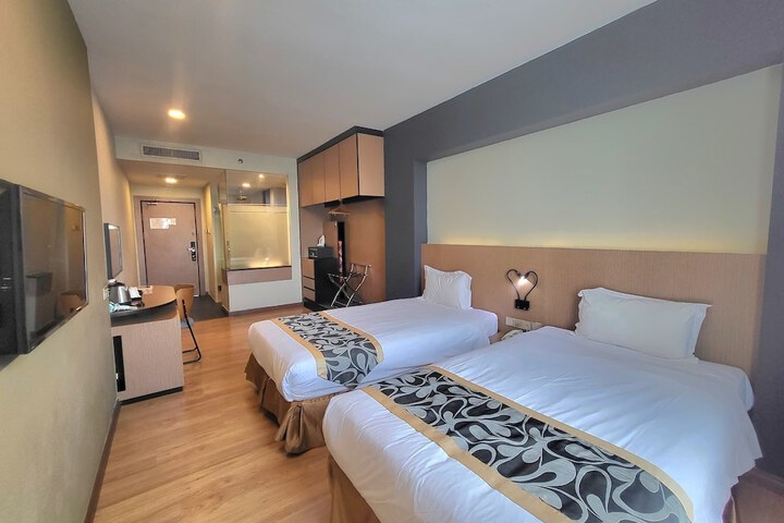 Room 14 of 55