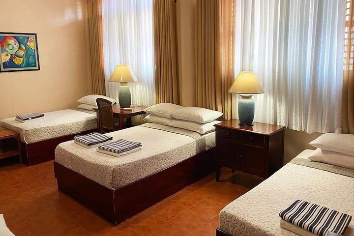 Room 34 of 92
