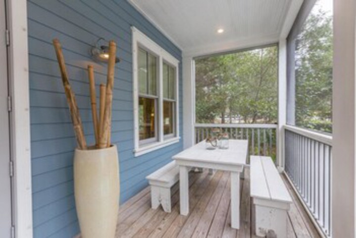 Terrace/Patio 11 of 22