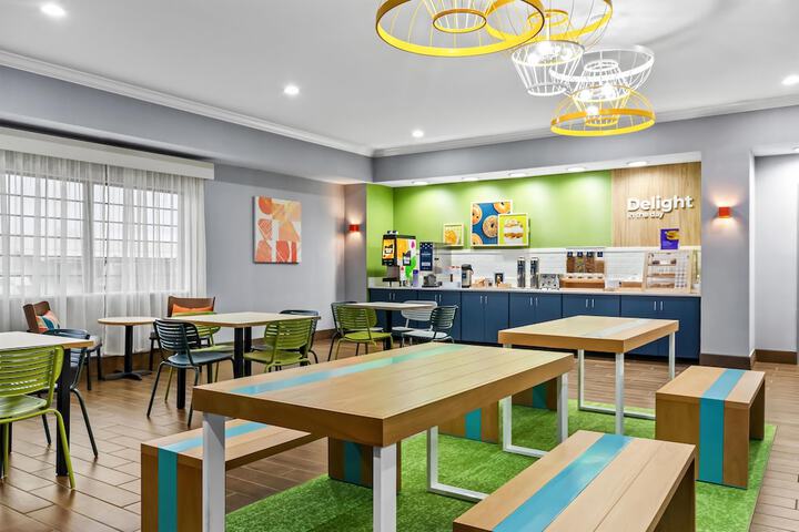 Breakfast area