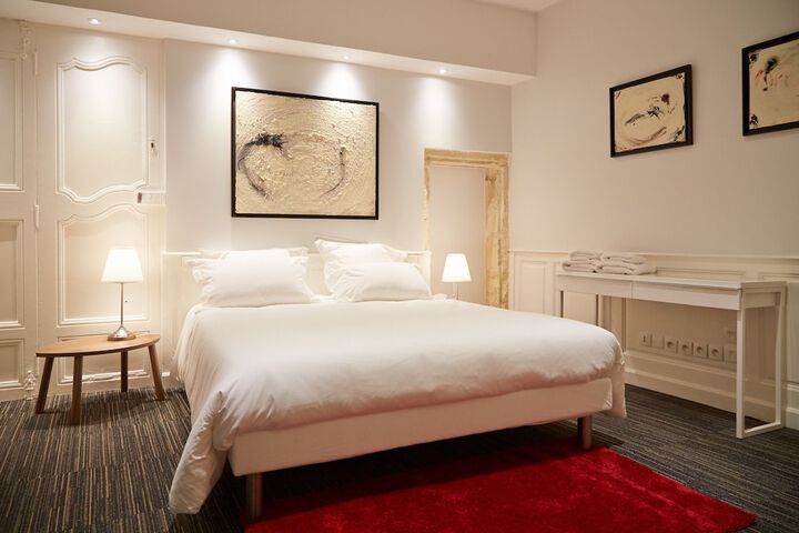 Room 8 of 63