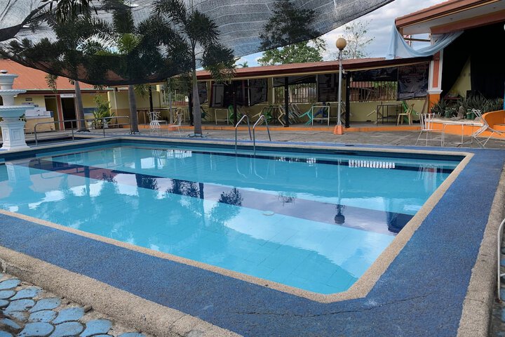Pool 17 of 38