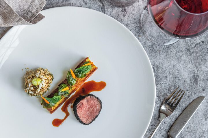 Dining 87 of 104