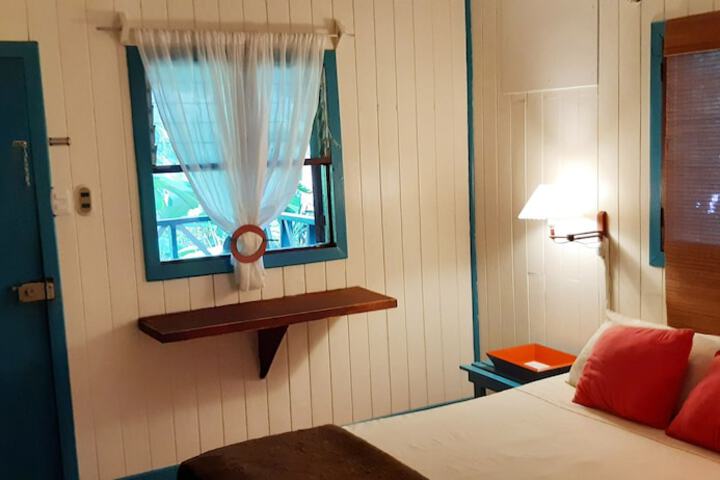 Room 15 of 87