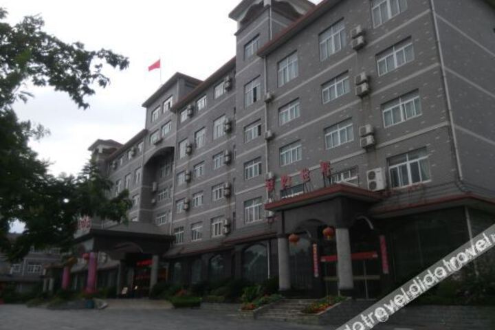 Hotel 8 of 30