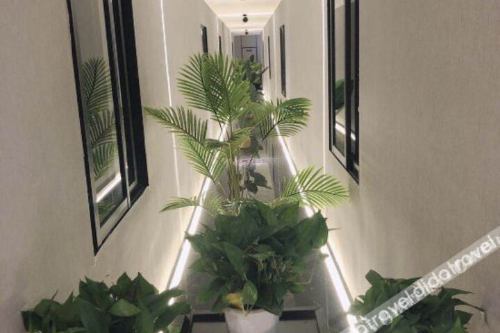Hotel Interior 14 of 24