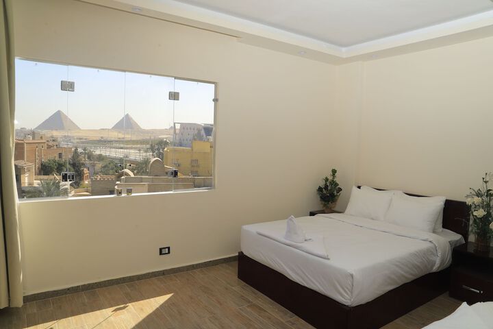 Room 12 of 109