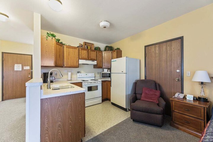 Executive Suite (6 of 8)