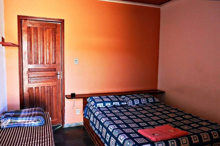 Room 9 of 68