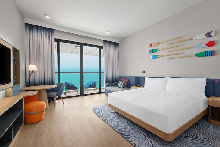 Room 21 of 66