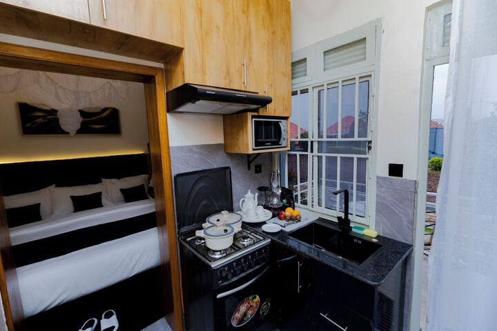Room 34 of 94