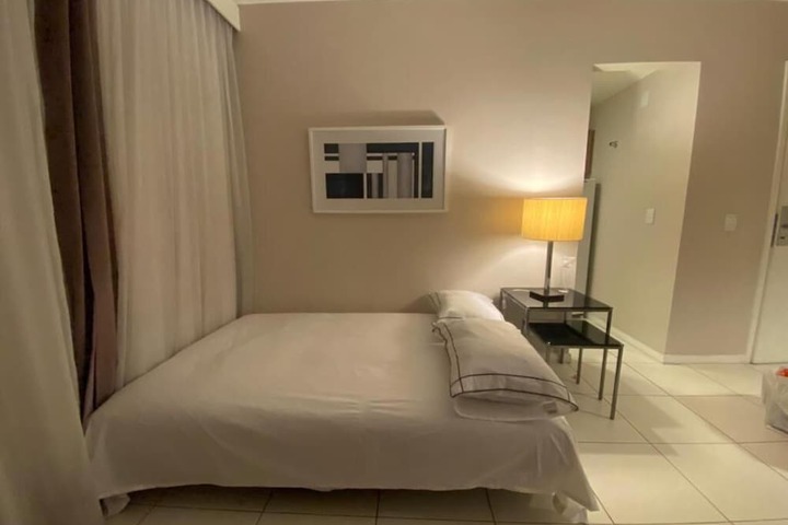 Room 5 of 38