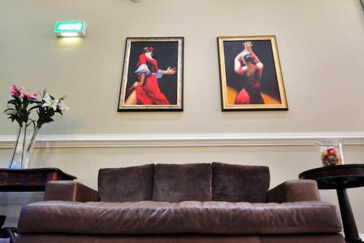 Hotel Interior 4 of 32