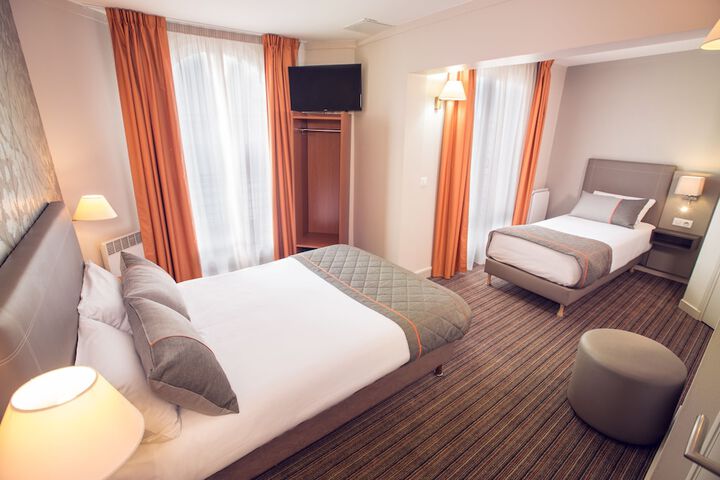 Room 8 of 45
