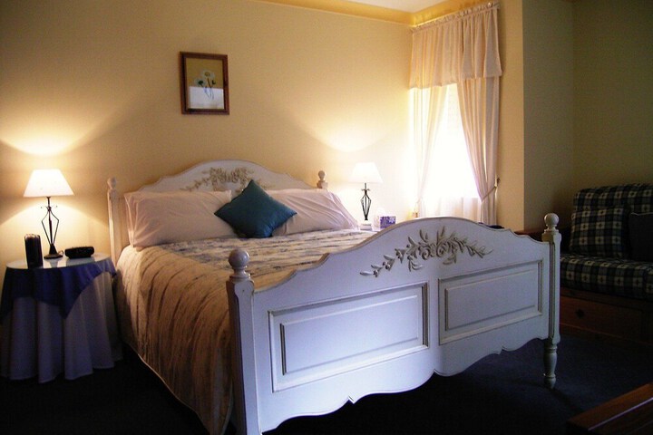 Room 6 of 35