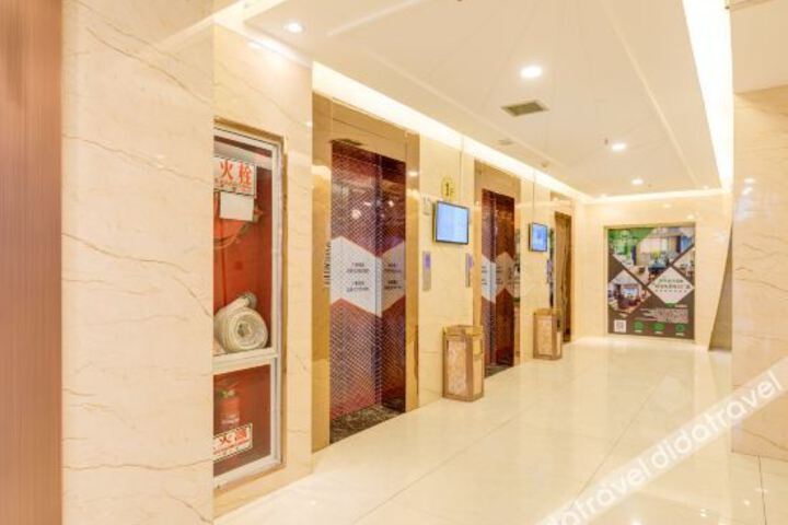 Hotel Interior 11 of 16