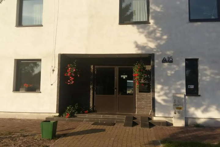 Hotel B & A