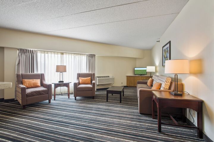 Room 12 of 39