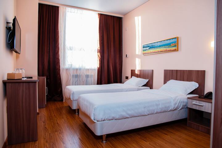 Room 8 of 46