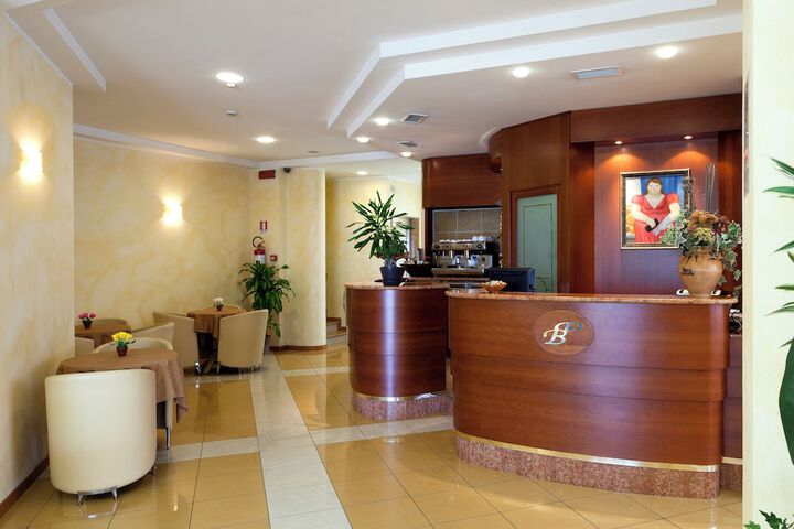 Hotel Interior 4 of 44