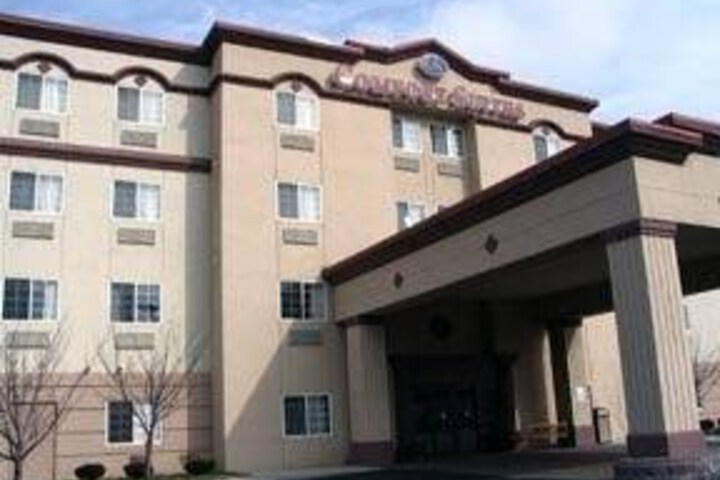  Rodeway Inn Carmel (Previously; Comfort Suites Carmel) 5