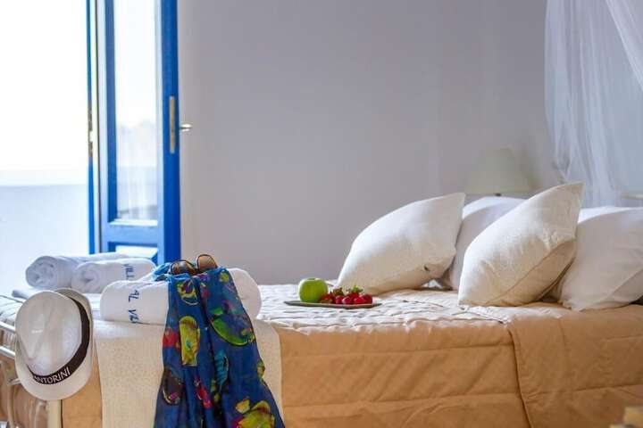Room 4 of 65