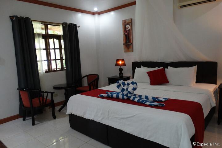 Room 6 of 70