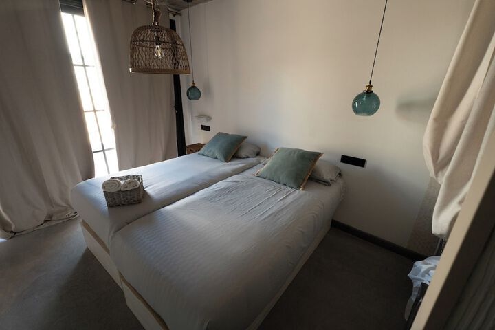 Room 14 of 68