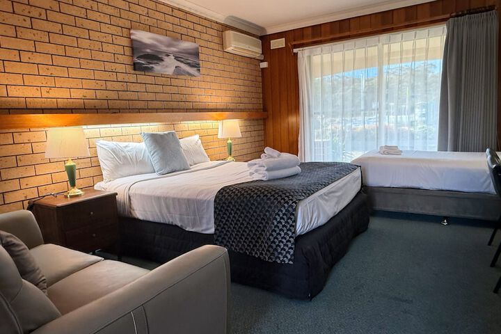 Room 15 of 78