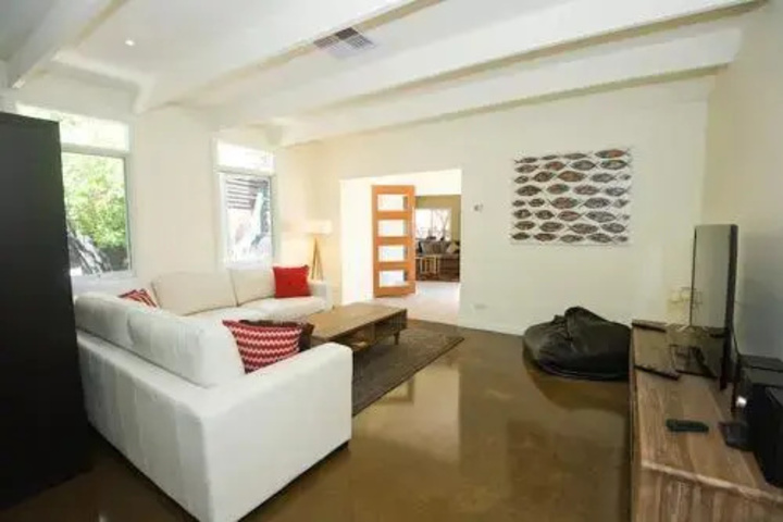 Room 2 of 12