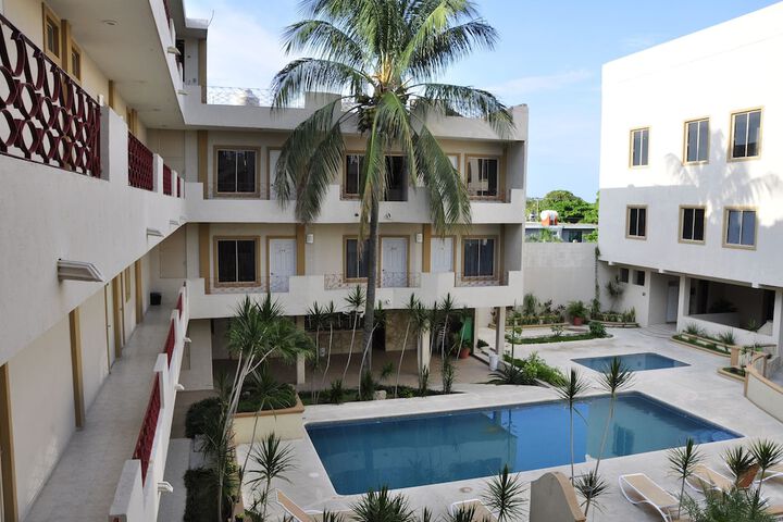 Pools & Facilities