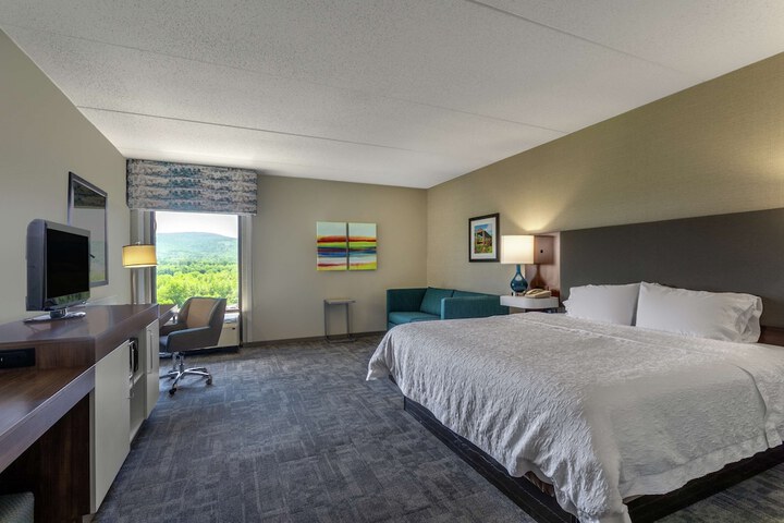 Room 11 of 42