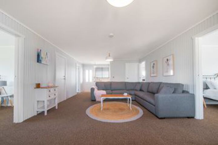 Bridport Holiday House