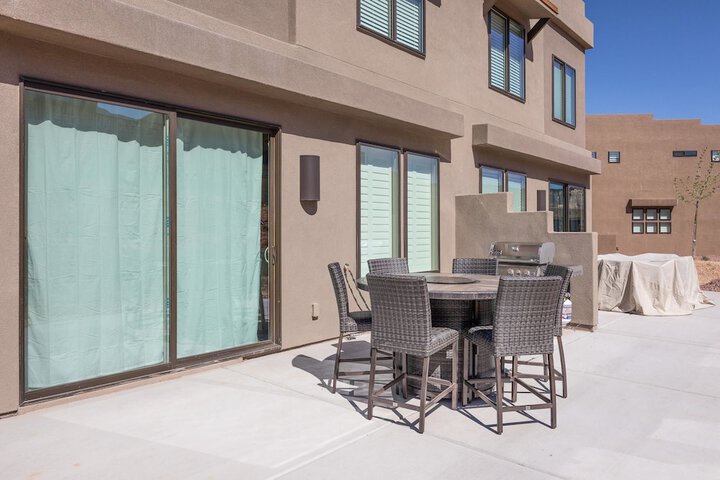 Terrace/Patio 16 of 37