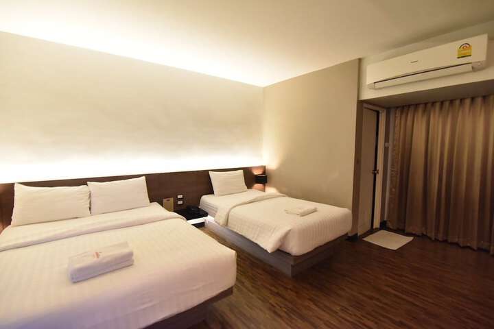 Room 18 of 50