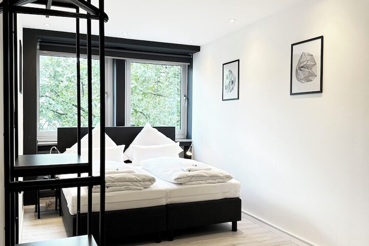 Room 10 of 63