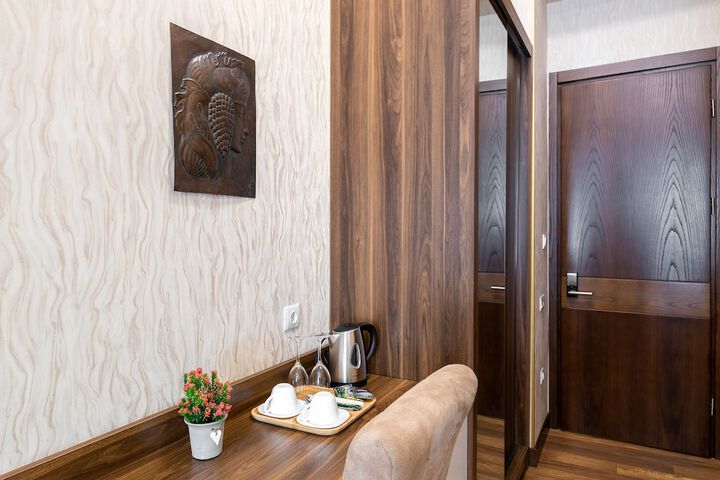 Room 9 of 52