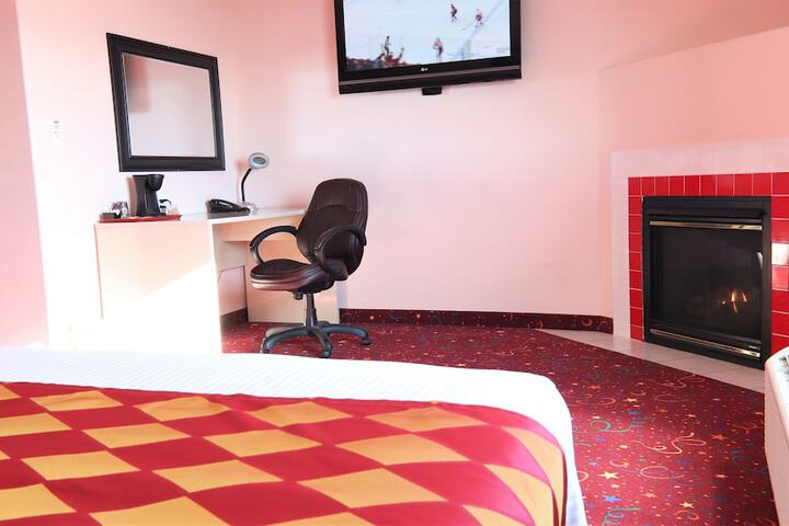 Room 15 of 48