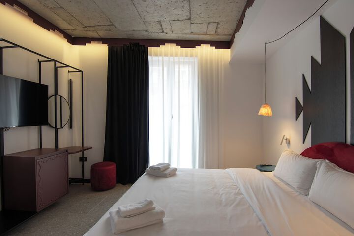 Room 14 of 40