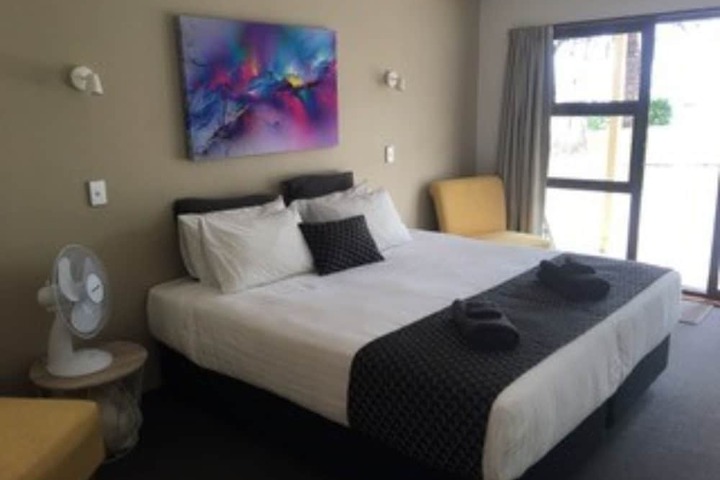 Room 41 of 141
